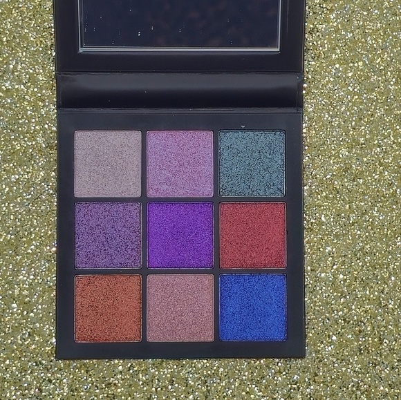 Huda Beauty Gemstone Obsessions Eyeshadow Palette - Picture 3 of 4